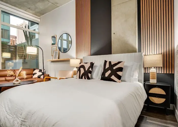 Apartamento Boulevard Downtown Highrise Stu Sky Pool Parking Gym 02 *